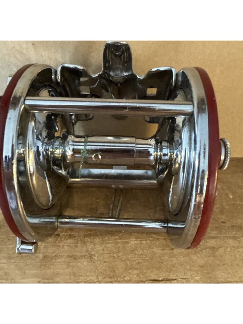 Vintage Penn Peer #209 Fishing Reel Red/burgundy/maroon Side Plates - Picture 7 of 13